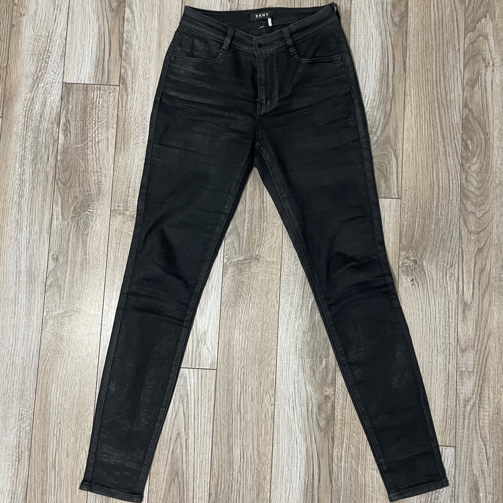 DKNY jeans size 25/0 color Black
